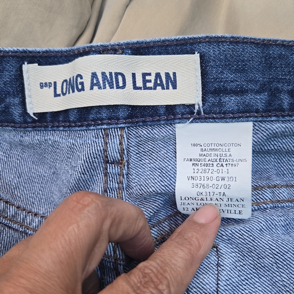 GAP Medium Blue High-Rise Flare Jeans - Picture 15 of 15